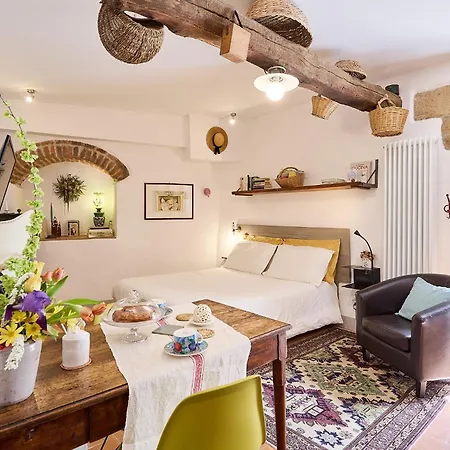 בית הארחה Casa Torta